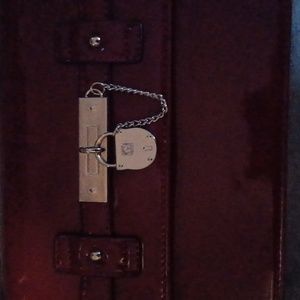 This is a red new without tags women's bag